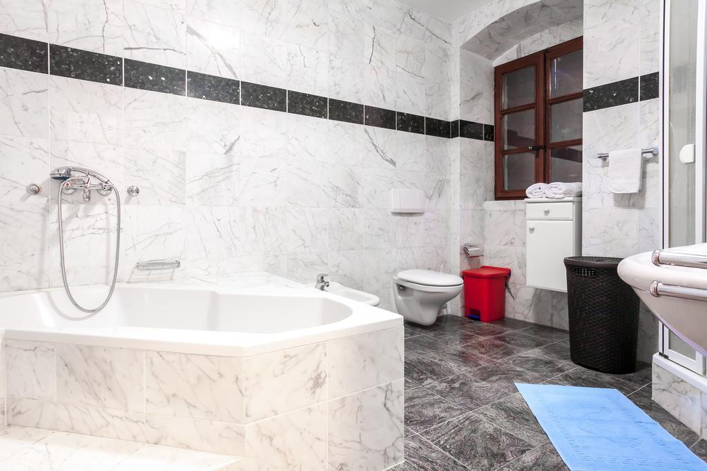 Villa & Apartments Perasto Ngoại thất bức ảnh
