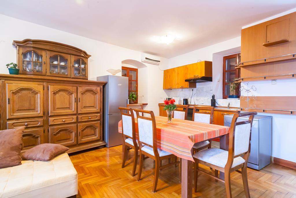 Villa & Apartments Perasto Ngoại thất bức ảnh