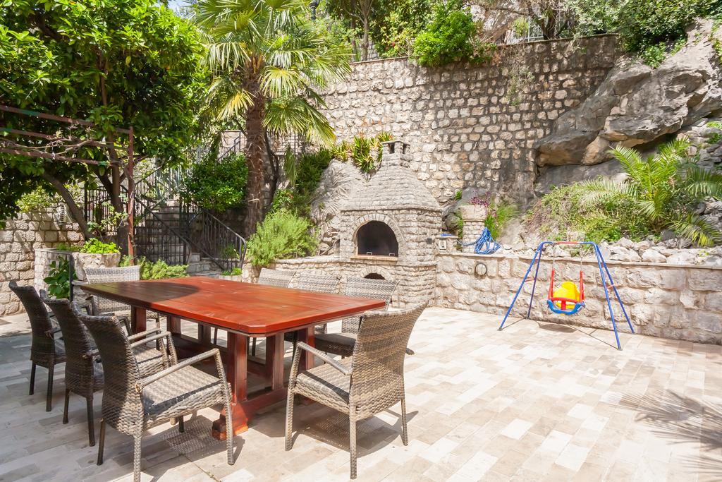 Villa & Apartments Perasto Ngoại thất bức ảnh